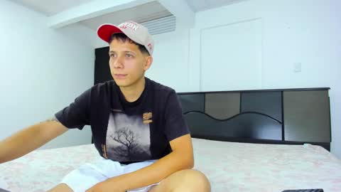 justin_biker online show from September 12, 2025, 9:48 pm