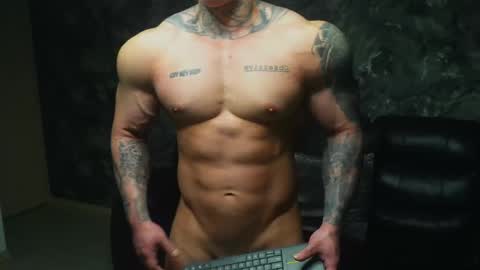 Snapshot of justin_clark1 chatting on December 19, 2025, 5:25 am justin clark1 online show from December 19, 2025, 5:25 am