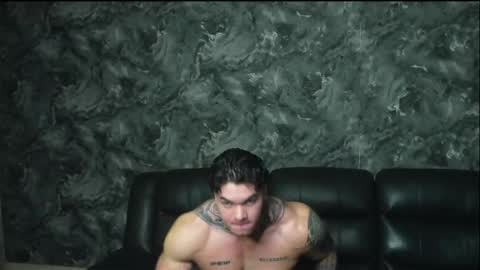 Snapshot of justin_clark1 chatting on May 1, 2026, 1:21 am justin clark1 online show from May 1, 2026, 1:21 am