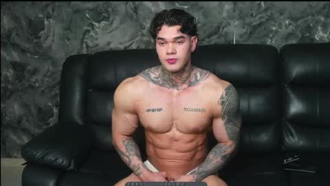 Snapshot of justin_clark1 chatting on May 5, 2026, 3:25 am justin clark1 online show from May 5, 2026, 3:25 am