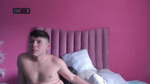 Snapshot of justin_jazmin chatting on January 9, 2025, 7:50 pm JUSTIN Y JAZMIN online show from January 9, 2025, 7:50 pm