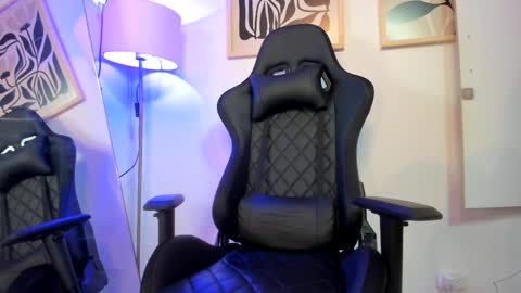 justin_payn14 online show from May 9, 2026, 3:50 pm