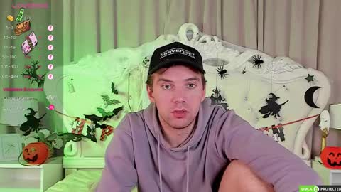 Arthur online show from October 31, 2025, 5:36 pm