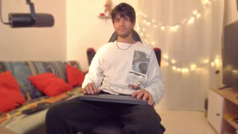 Diego online show from January 11, 2026, 10:37 pm