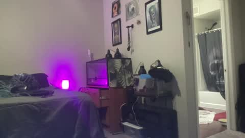 JustinCase online show from July 10, 2026, 8:07 am