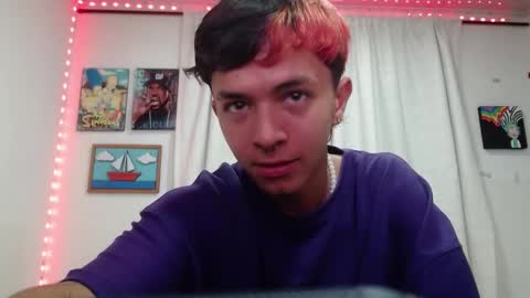 Justine online show from December 5, 2024, 4:09 am