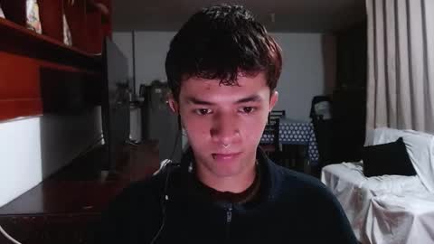 Justine online show from October 15, 2025, 6:13 am