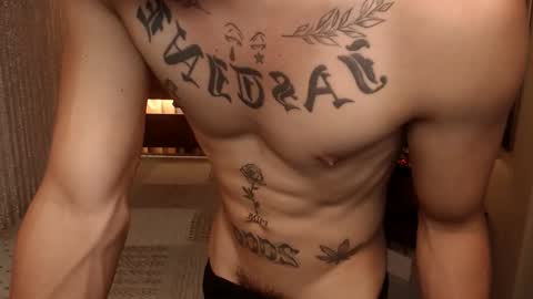 Snapshot of justine_hunk chatting on April 30, 2026, 6:03 pm justine_hunk online show from April 30, 2026, 6:03 pm