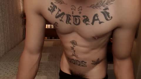 Snapshot of justine_hunk chatting on May 10, 2026, 6:07 am justine_hunk online show from May 10, 2026, 6:07 am