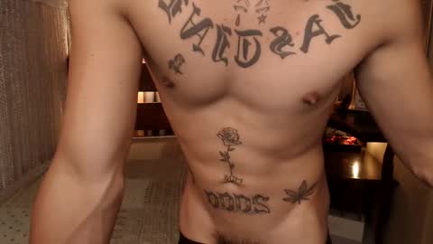 Snapshot of justine_hunk chatting on May 13, 2026, 7:50 am justine_hunk online show from May 13, 2026, 7:50 am