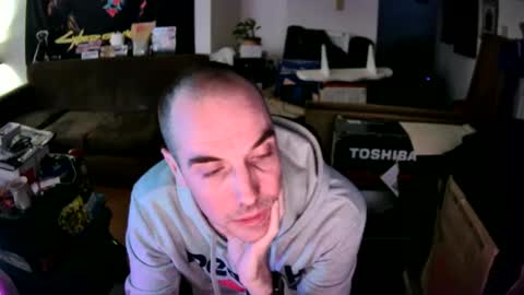 justinelsmith online show from February 3, 2025, 8:57 am
