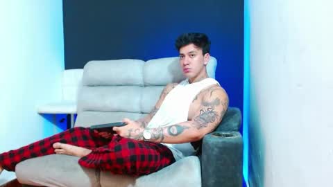 justinfuller_31 online show from April 12, 2026, 6:24 pm