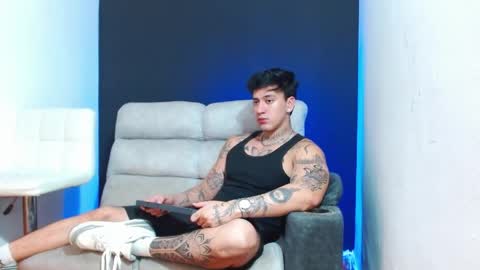 Snapshot of justinfuller_31 chatting on April 24, 2026, 3:09 am justinfuller_31 online show from April 24, 2026, 3:09 am
