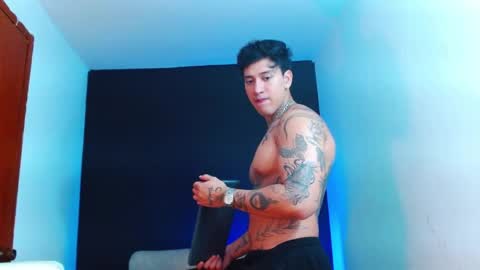 Snapshot of justinfuller_31 chatting on June 6, 2026, 9:19 pm justinfuller_31 online show from June 6, 2026, 9:19 pm