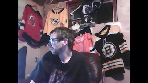 justinjerksit online show from December 6, 2024, 3:00 pm