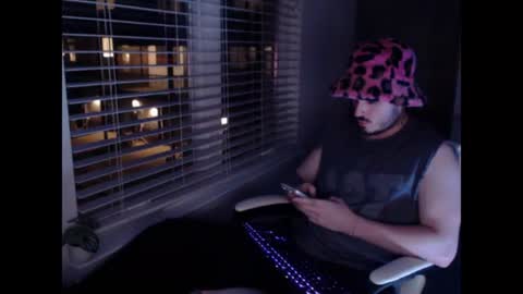 Snapshot of justinlaith chatting on June 21, 2026, 2:14 am JustinLaith online show from June 21, 2026, 2:14 am