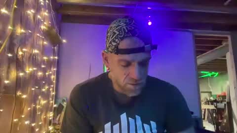 Snapshot of justinmoore1987 chatting on December 11, 2024, 8:47 am justinmoore1987 online show from December 11, 2024, 8:47 am