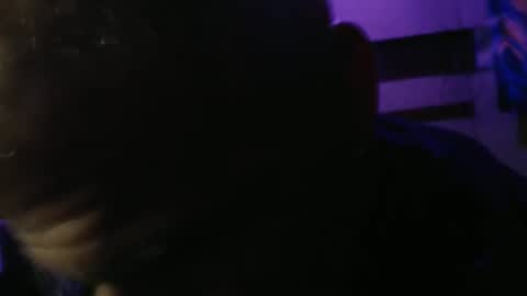 Snapshot of justinmoore1987 chatting on November 6, 2025, 12:11 am justinmoore1987 online show from November 6, 2025, 12:11 am