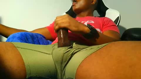 Kell online show from December 20, 2025, 6:04 pm