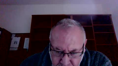 justme196756 online show from December 19, 2025, 5:42 pm