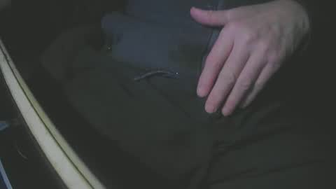 Justme39057 online show from February 17, 2025, 4:37 pm