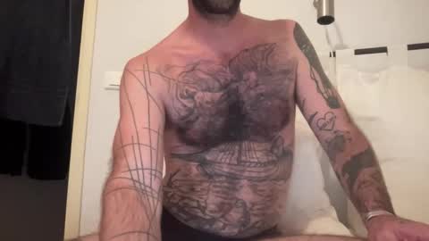 justmeandyou00 online show from November 1, 2025, 3:58 pm