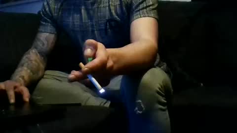 justmehere077 online show from January 4, 2025, 2:14 am