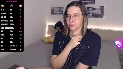 Julie online show from March 18, 2026, 4:59 am