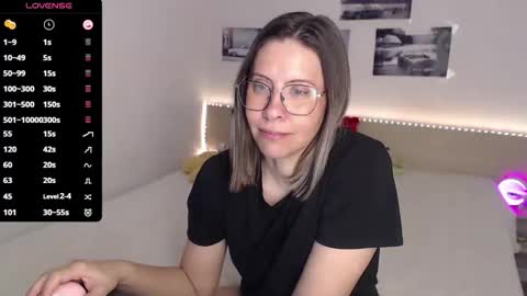 Julie online show from April 23, 2026, 4:14 am