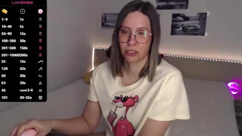 Julie online show from April 25, 2026, 4:15 am