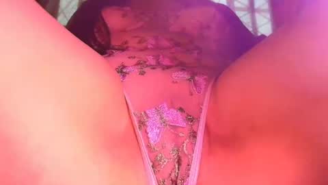 Snapshot of justneighborxxx chatting on August 2, 2026, 4:38 pm Katt your neighborg online show from August 2, 2026, 4:38 pm