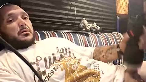 jvilla521 online show from November 17, 2025, 12:05 am