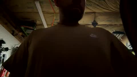 jwelly8998 online show from April 26, 2026, 9:45 pm