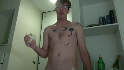 Snapshot of jwill10000 chatting on December 8, 2024, 10:08 am J and Sugar snap pea online show from December 8, 2024, 10:08 am