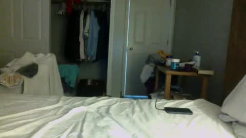 Snapshot of jwill10000 chatting on February 23, 2026, 11:57 pm J and Sugar snap pea online show from February 23, 2026, 11:57 pm