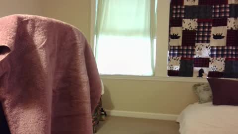 Snapshot of jwolf86 chatting on March 1, 2025, 1:29 pm Wolf online show from March 1, 2025, 1:29 pm