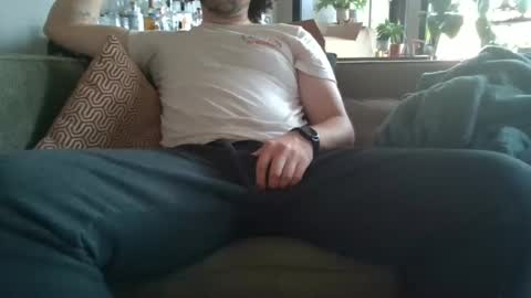 koof online show from February 1, 2025, 9:08 pm