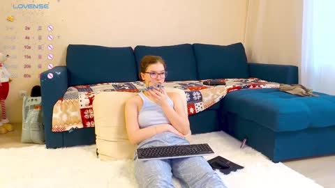 KITTY AND NICK Broadcast start time 10 am and 10 pm Moscow time online show from December 10, 2024, 5:39 am