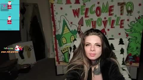 Snapshot of k8x4u chatting on December 17, 2025, 5:13 am K8X4U LOVE ME online show from December 17, 2025, 5:13 am