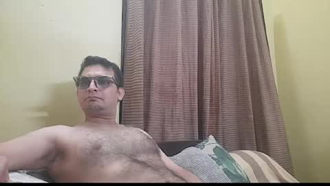 Snapshot of k9cat chatting on May 3, 2026, 5:52 pm k9cat online show from May 3, 2026, 5:52 pm