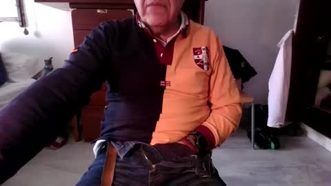 Snapshot of kaarmaa chatting on November 23, 2025, 11:21 am kaarmaa online show from November 23, 2025, 11:21 am