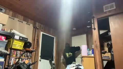 Kac online show from October 23, 2025, 6:56 am