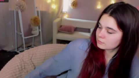 Snapshot of kacey_love chatting on May 5, 2026, 6:32 am Kacey online show from May 5, 2026, 6:32 am