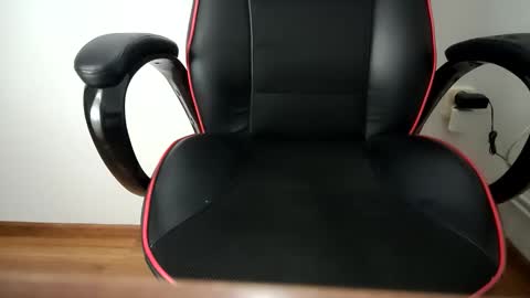 kacperbig98 online show from December 20, 2025, 4:52 am