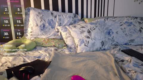 Snapshot of kad_kad chatting on January 8, 2025, 11:19 pm Kanela online show from January 8, 2025, 11:19 pm