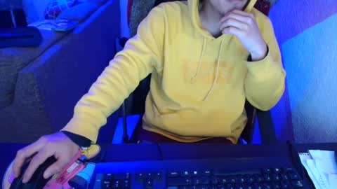 Snapshot of kael_art_d chatting on January 7, 2025, 2:53 am kael_art_d online show from January 7, 2025, 2:53 am