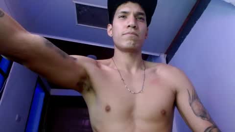 kai_anderr online show from February 19, 2025, 3:28 am