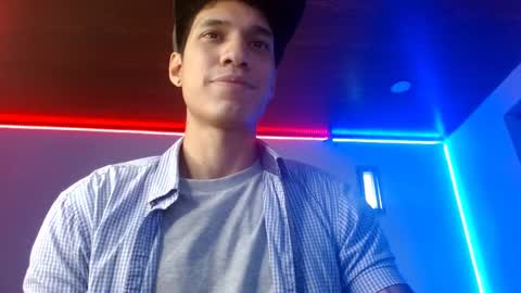 kai_anderr online show from February 22, 2025, 9:15 pm