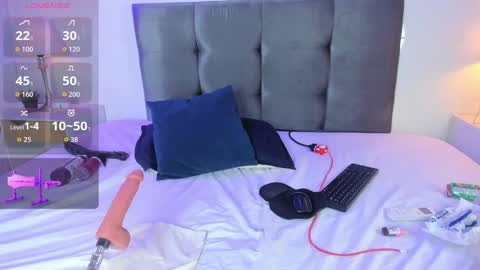 Kai online show from November 11, 2025, 9:15 pm