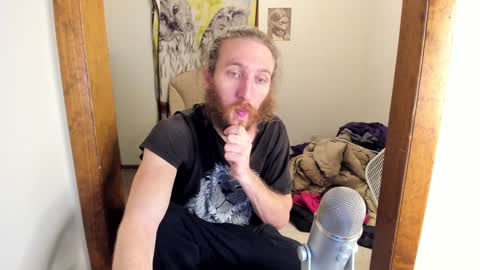 Snapshot of kaiku77 chatting on December 24, 2024, 2:21 am Kaiku77 online show from December 24, 2024, 2:21 am